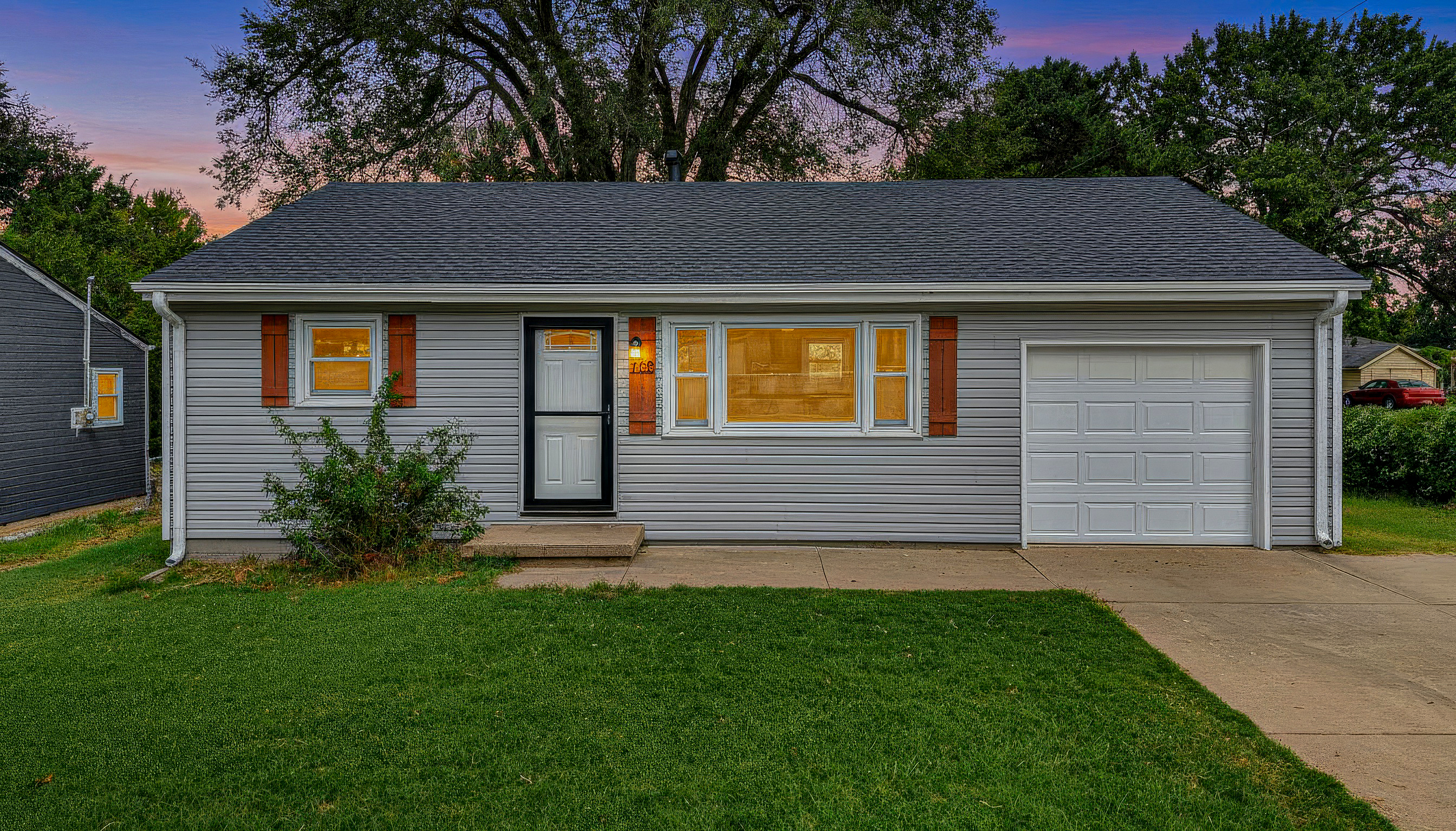 708 W Ash St, Junction City